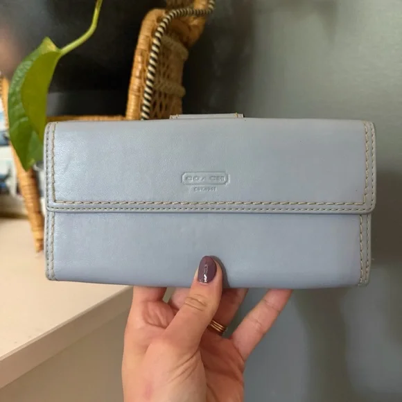 Vintage Coach Y2K Turnlock Wallet Periwinkle Blue - Picture 7 of 9